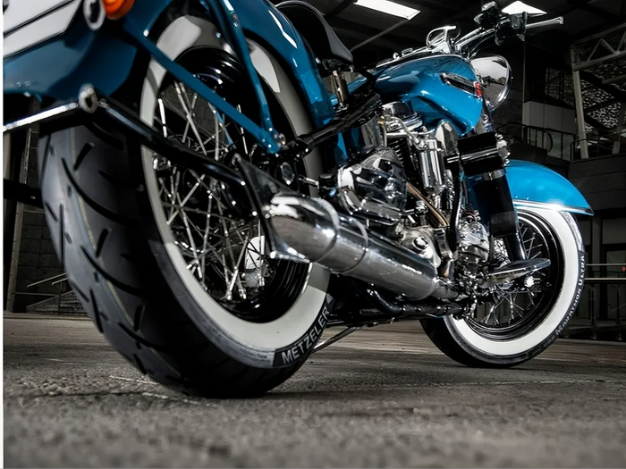 Metzeler ME888 Marathon Ultra Tires