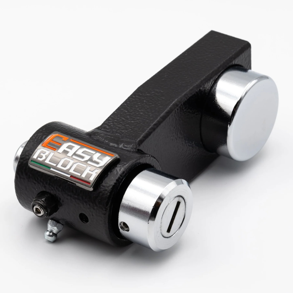 EasyBlock compatible with Yamaha T Max 530cc/560cc scooter, 2012-2025, shown in image with product packaging and installation details.