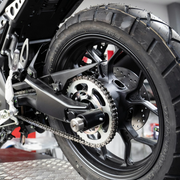 EasyBlock compatible with Yamaha XSR 125cc and MT 125cc motorcycles, 2021-2024, R025cc model, product image.