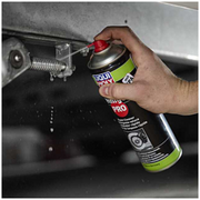 Liqui Moly Rapid Cleaner Spray 500ml bottle, versatile automotive cleaner with spray nozzle for quick cleaning tasks.